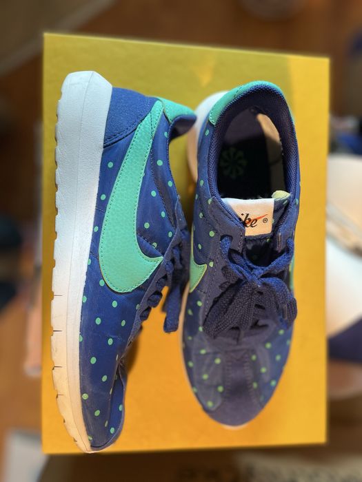 Nike маратонки с точки