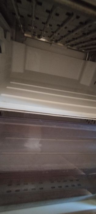 Продам холодильник на запчасти