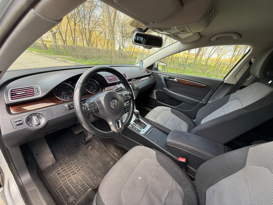 VW Passat B7 2011 DSG automat, Park Assist, camera, scaune incalzite, 5500