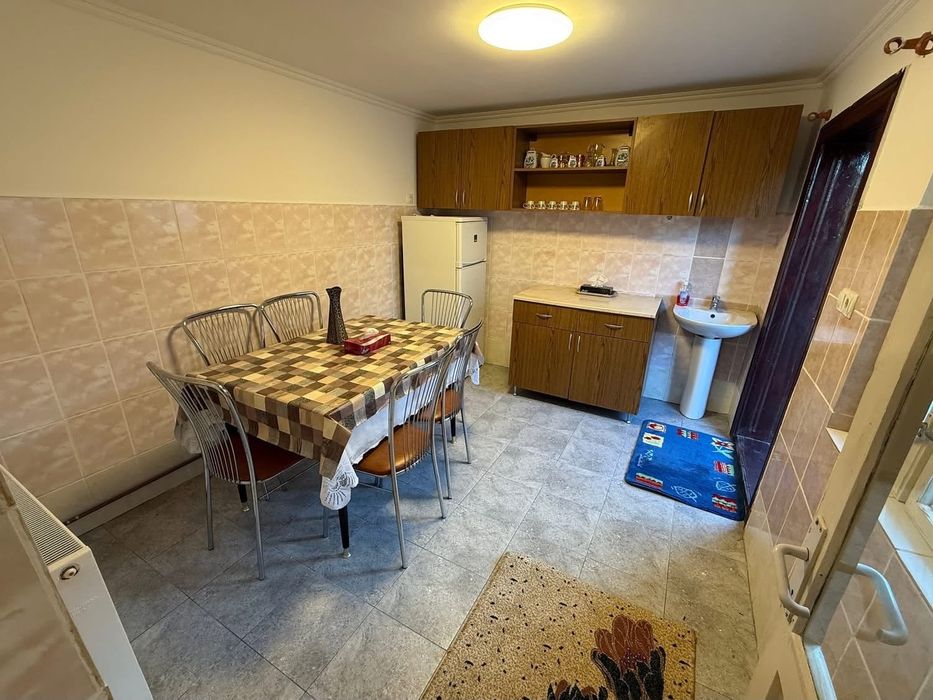 Casa de inchiriat