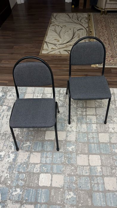 Продаются офисные стулья