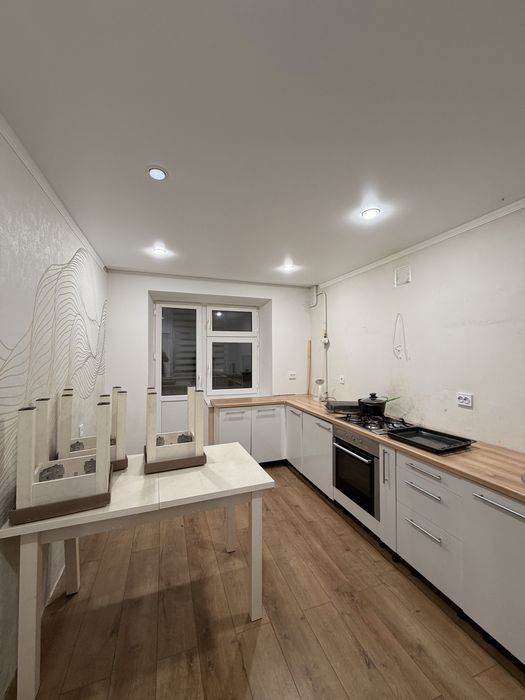 Продается 2 ком квартира район