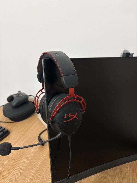 Vand casti hyperX cloud alpha