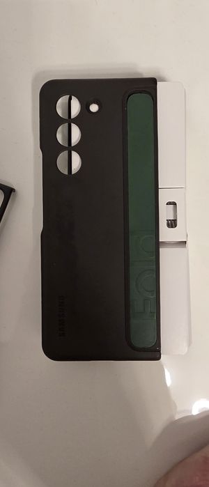 Vand Samsung Galaxy Fold5 512GB