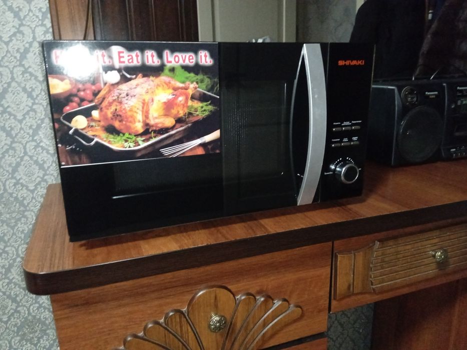 Микроволновка продаю