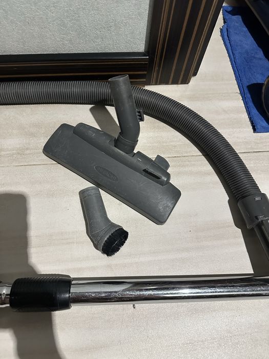 Пылесос мощный для уборки больших помещений