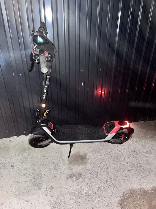 Электросамокат Ninebot Segway p100s