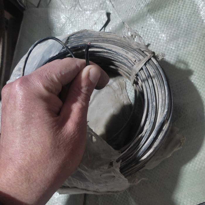 Кабель для Интернета.