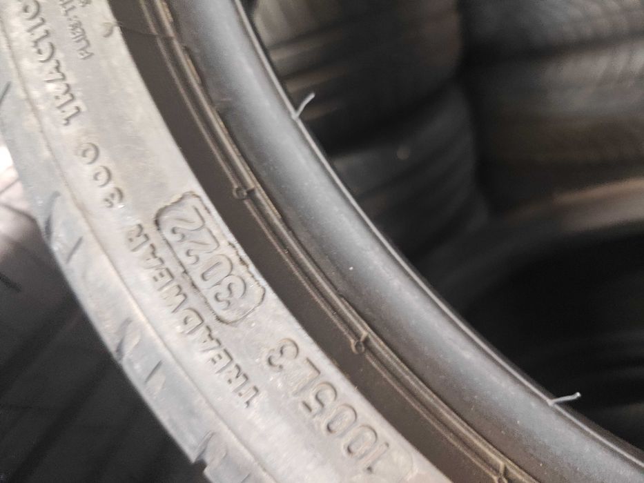 4бр.летни гуми 225/35/18 Bridgestone