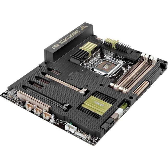Дъно Дънна платка ASUS Sabertooth P67 1155 DDR3 OVERCLOCK