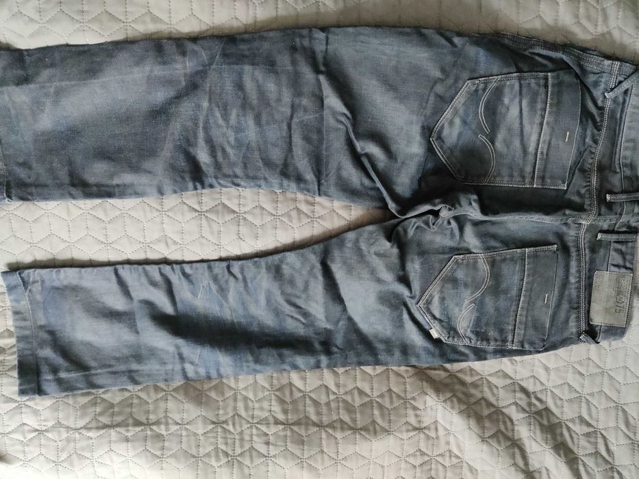 Продавам Мъжки дънки, голям размер - нови