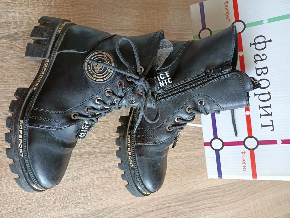 Ботинки для девочки 33-34 размер