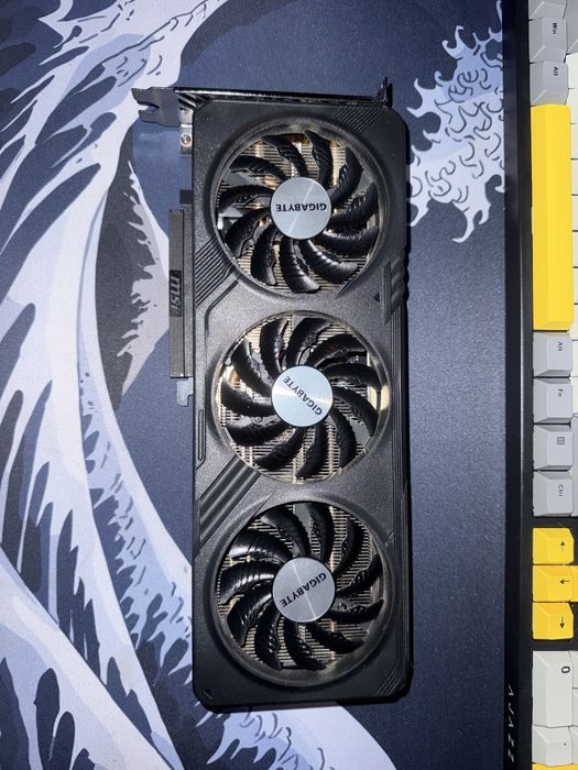 Видеокарта Nvidia RTX 4060 8gb