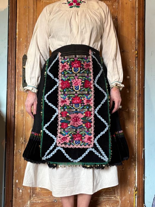 Автентична носия от Северна България