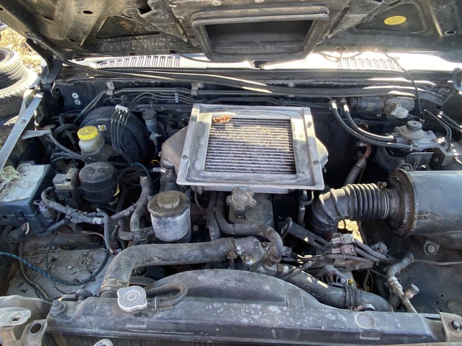 Nissan Navara PikUp King cap 2.5 103 коня 2002 година на части