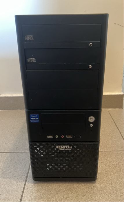 Кутия за компютър Asus + захранване 650w Thermaltake