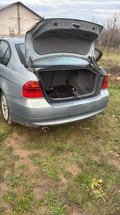 BMW E 90 din 2007 2,0 benzina