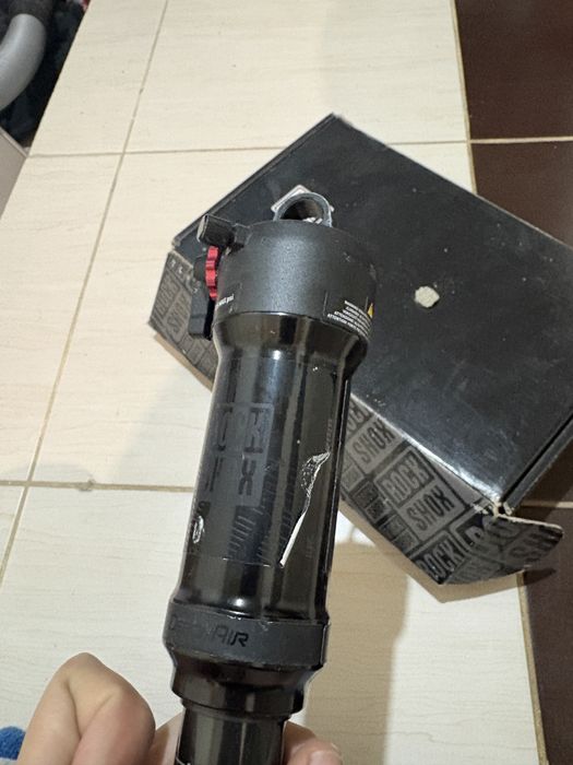 shock rockshox deluxe select +