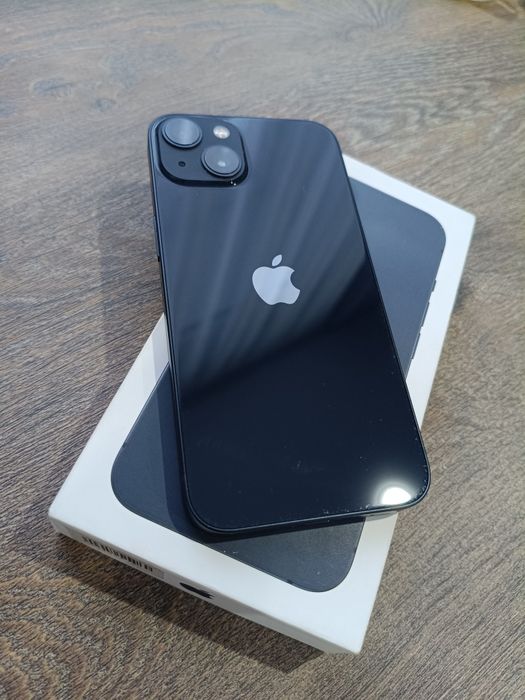 Продам айфон 13 128гб