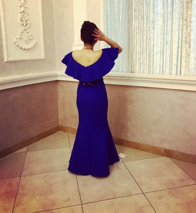 Платье в отличном состоянии