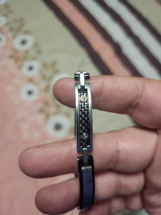 Bratara Baraka Aur si Argint