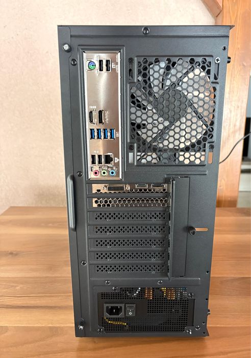 Calculator gaming RTX 3050 8GB, Ryzen 5 3600, 16GB Ram