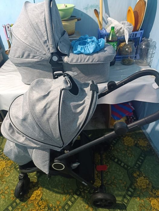 Коляска+люлька новая