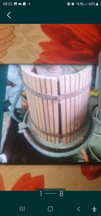 Vând bicicleta cu trei roti