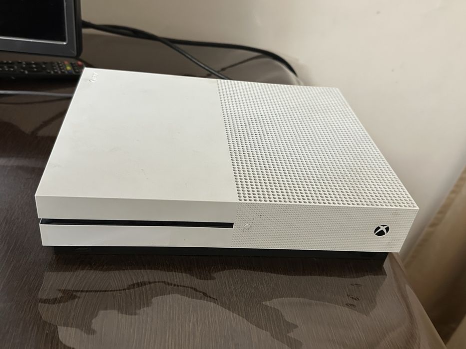 Xbox one S , иксбокс