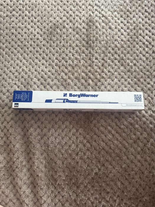 Bujie incandescenta cu senzor