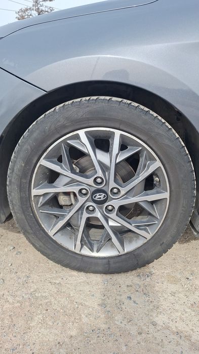 Продам диски с шинами