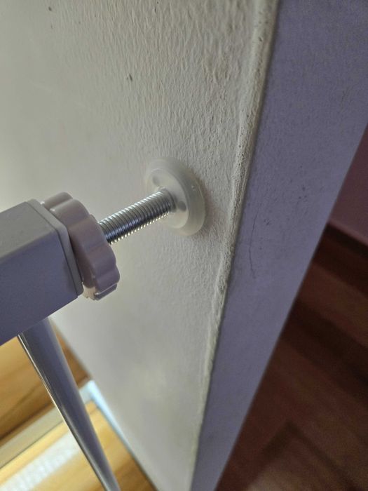 2x poarta de siguranta KidProtect Baby Guard V1 + 2 exrensii se 14cm Kidprotect