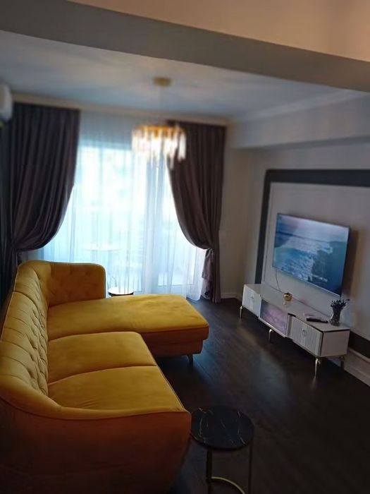Vând apartament permium