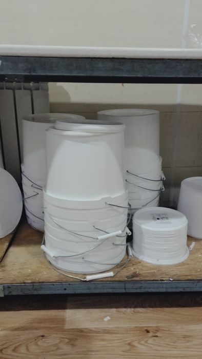 Продам ведро от майонеза