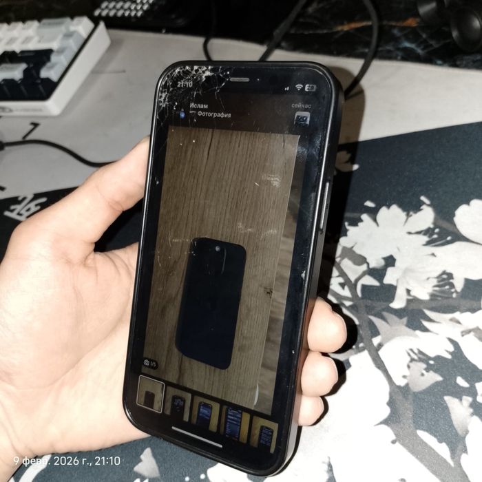 Продаю айфон 12 про