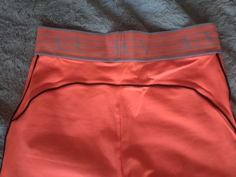 Дамски клин Armani Exchange 100% оригинален  XL