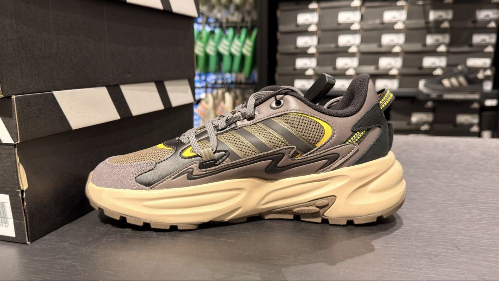 Adidas Ozwave Surge originali la cutie ( marimi 42 si 42.2/3 )