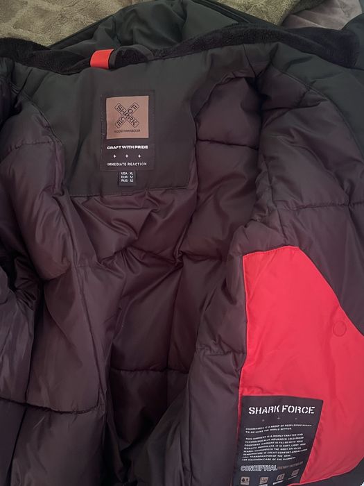 Продам зимнию куртку