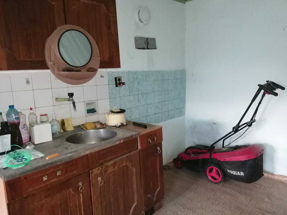 Продава се Къща в с. Владимирово, Област Добрич - 85 кв.м за 99 €/кв.м - Снимка #3