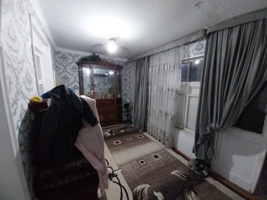 Sergelida Fayz kafe orqasi mahhalada