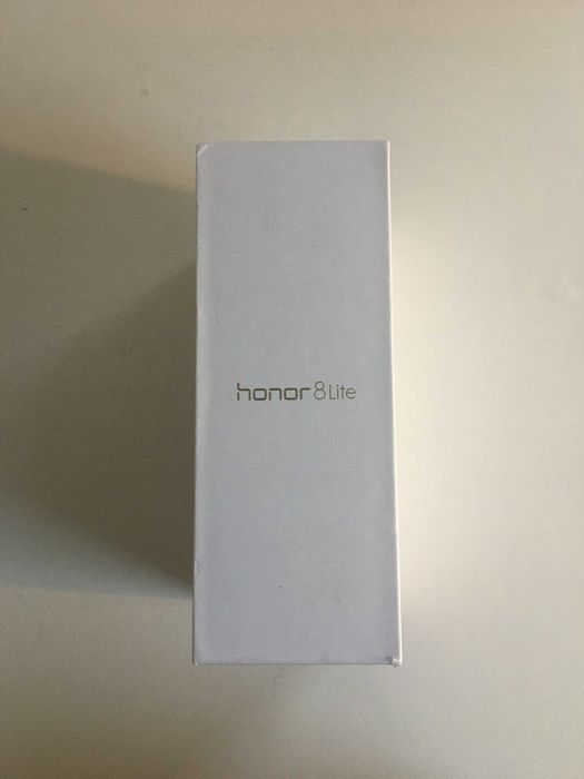 Honor 8 Lite, модел PRA-LX1