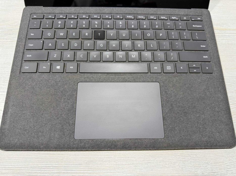 Microsoft  Surface Laptop 3 13.5” 2,5 K IPS Core I7-1065G7 16GB/256GB