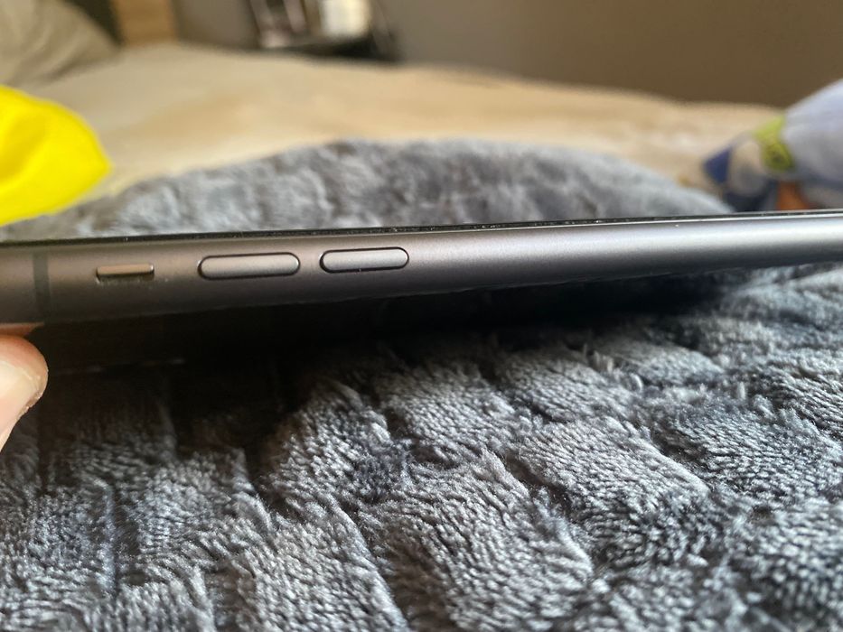 iPhone 11 Black 64gb