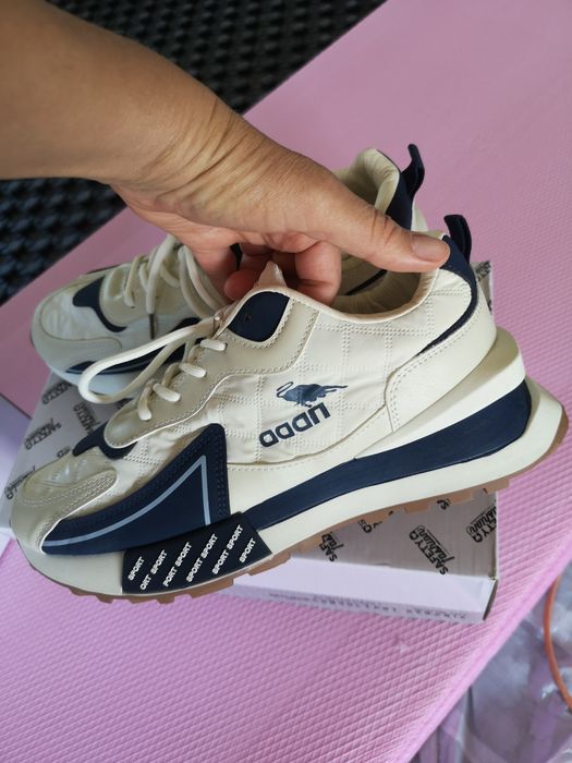 Adidași bărbați, mărimea 43. Noi.