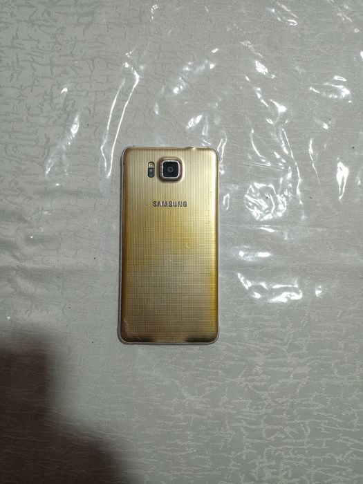 Сотилади Самсунг Алфа 2/32 гб холати Зур