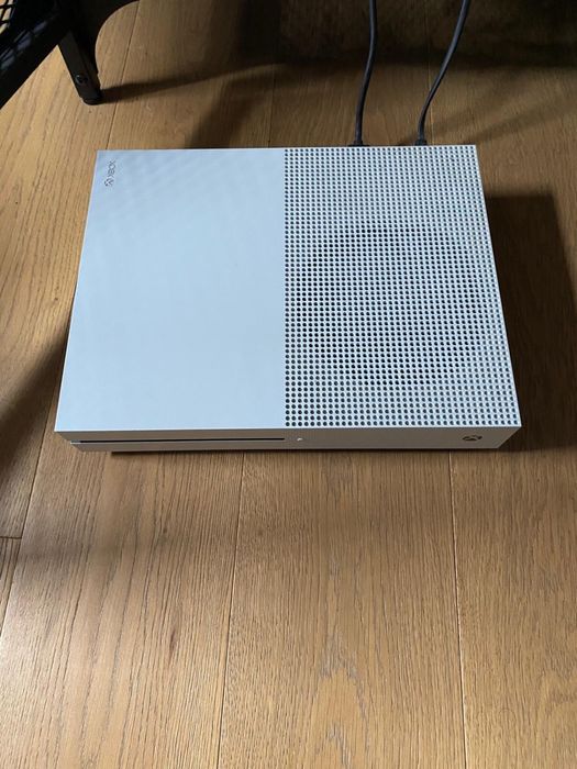 Xbox One Series S slim, 1TB + maneta si jocuri