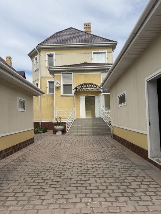 Продажа дома в парковой зоне.