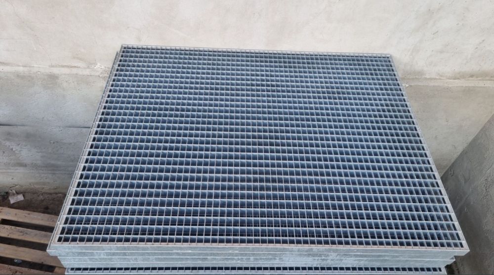 trepte zincate pe dimensiuni