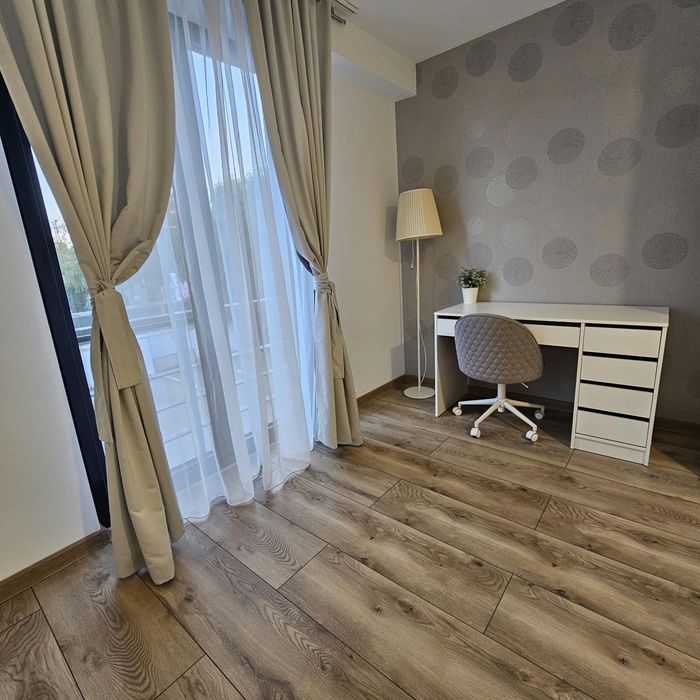 Apartament 4 camere de închiriat Zona Iancu Nicolae Voluntari