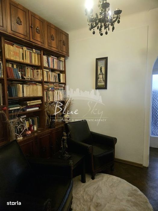 Apartament 2 camere + pod amenajat, situat pe Str. Ștefan cel Mare
